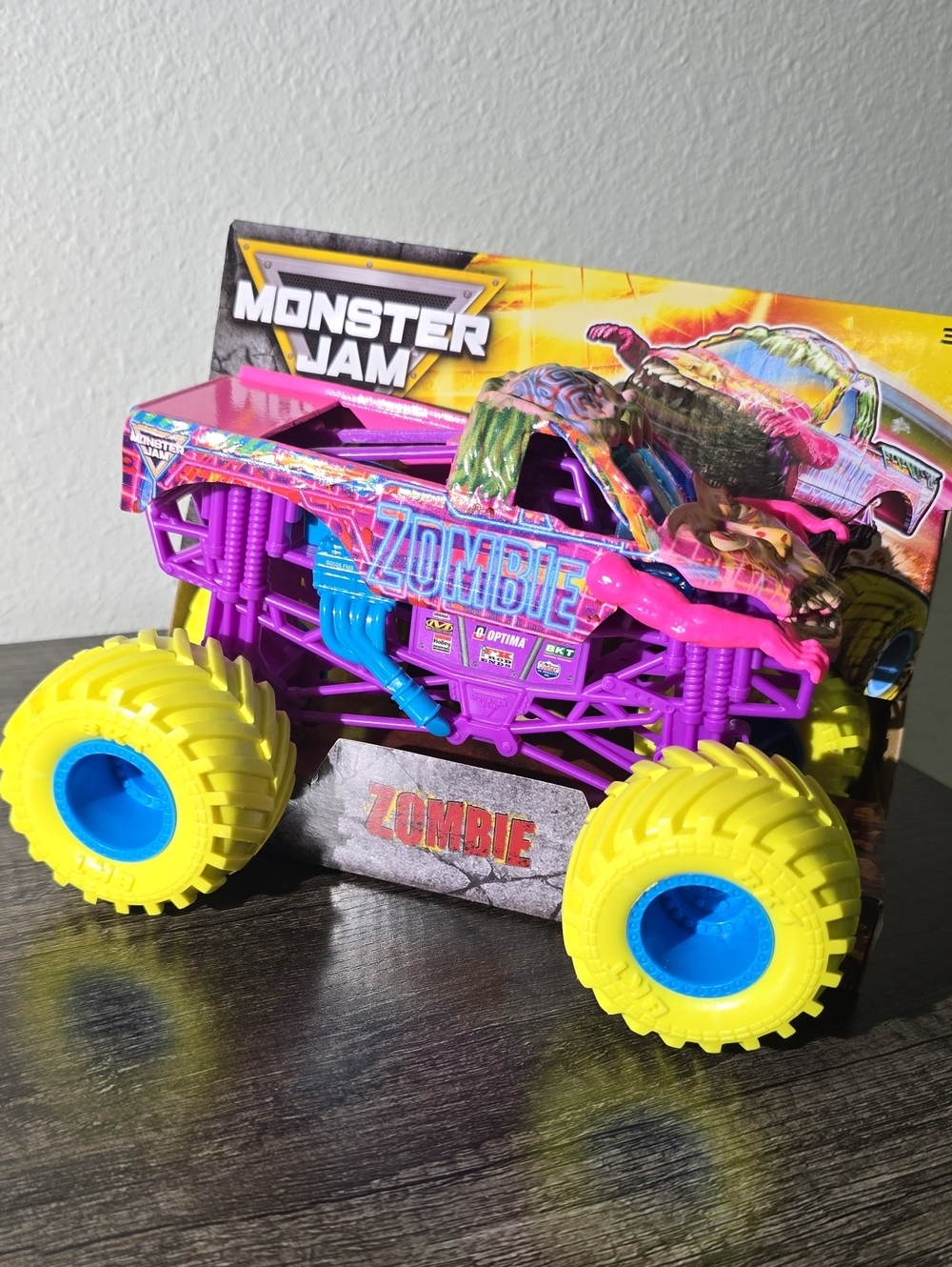 Monster Jam Zombie Monster Truck Toy - Pink and Yellow
